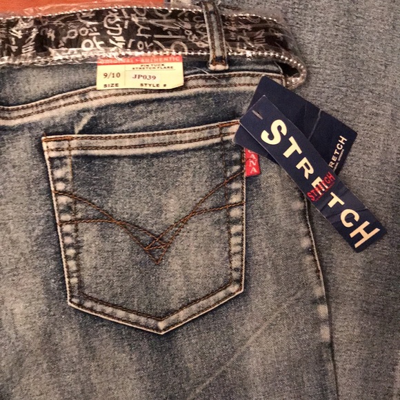 New flare leg denim jeans w/ belt painted & beaded with flowers and butterfly - Picture 10 of 13